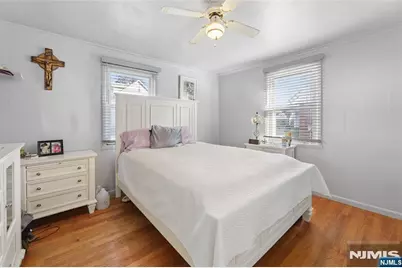 86 Falmouth Avenue, Elmwood Park, NJ 07407 - Photo 13