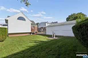 86 Falmouth Ave, Elmwood Park, NJ 07407 - Photo 5