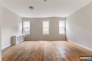 83 Tremont Ave, Newark, NJ 07106 - Photo 3
