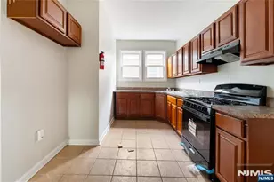 83 Tremont Ave, Newark, NJ 07106 - Photo 7