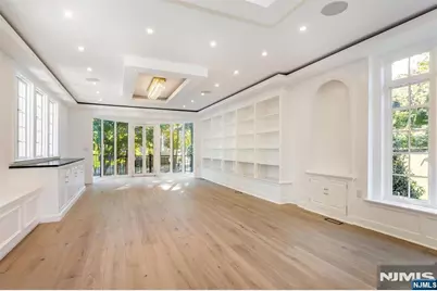 257 Upper Mountain, Montclair, NJ 07043 - Photo 15