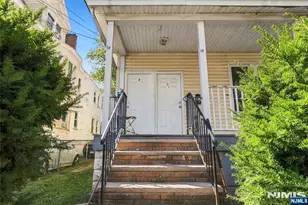10 Howell Pl, Newark, NJ 07106 - Photo 3