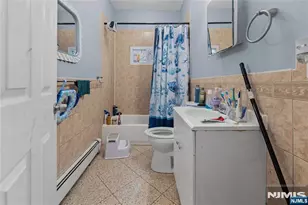 10 Howell Pl, Newark, NJ 07106 - Photo 17