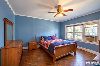 46 Laurel Street, Ridgefield Park, NJ 07660 - Photo 39