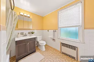 46 Laurel St, Ridgefield Park, NJ 07660 - Photo 19