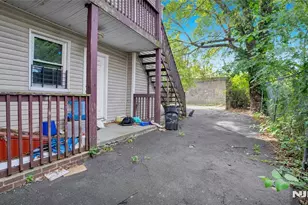 531 10th St, Newark, NJ 07103 - Photo 9