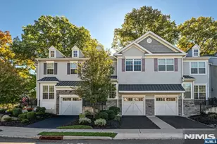 16 Pineview Dr, Waldwick, NJ 07463 - Photo 1