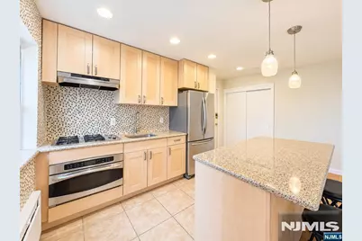 3001 Edwin Avenue 4A #4A, Fort Lee, NJ 07024 - Photo 7