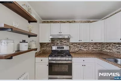 11 Elm Street 2 #2, Ridgefield Park, NJ 07660 - Photo 3