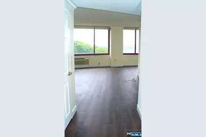 100 Old Palisade Road 1505 #1505, Fort Lee, NJ 07024 - Photo 5