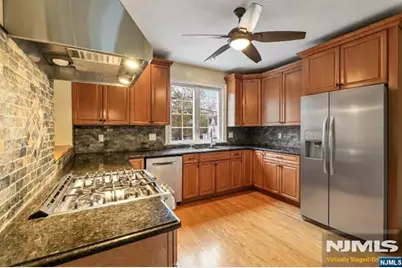 713 Lincoln Avenue, Ridgefield Park, NJ 07660 - Photo 11
