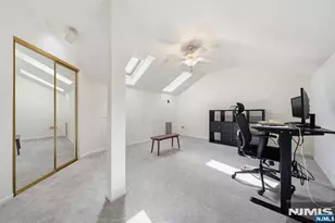 271 Village Cir Dr, Fort Lee, NJ 07024 - Photo 23