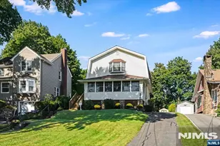 31 Elizabeth, Caldwell, NJ 07006 - Photo 3