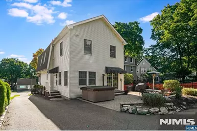31 Elizabeth, Caldwell, NJ 07006 - Photo 7