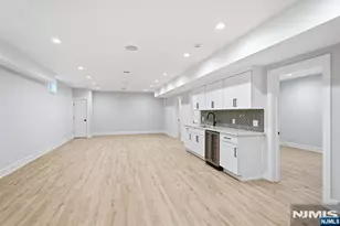 38 Willow St, Millburn, NJ 07041 - Photo 21