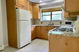 184 Terhune Ave E, Lodi, NJ 07644 - Photo 7