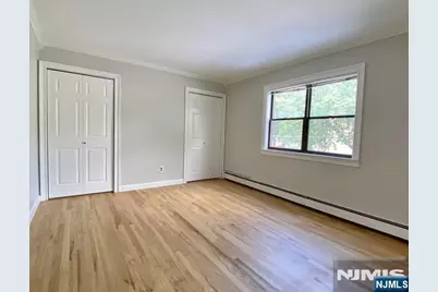 184 Terhune Avenue E #E, Lodi, NJ 07644 - Photo 11