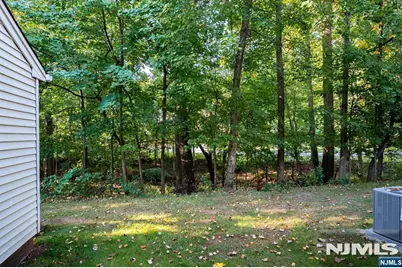 3302 Stonehedge Road 3302 #3302, Edison, NJ 08820 - Photo 35