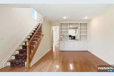 427 Hartford Drive 4028 #4028, Nutley, NJ 07110 - Photo 9