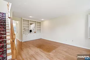 427 Hartford Dr 4028, Nutley, NJ 07110 - Photo 13