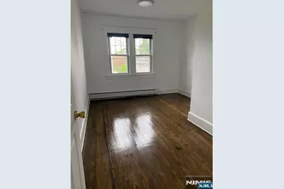 132 Merritt Avenue 2 #2, Bergenfield, NJ 07621 - Photo 5