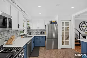 141 Highland Ave, Bergenfield, NJ 07621 - Photo 11