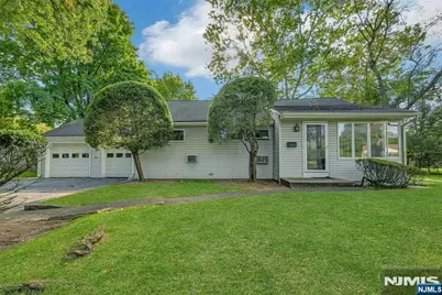 12 Pitcairn Avenue, Ho Ho Kus, NJ 07423 - Photo 1