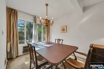 12 Pitcairn Avenue, Ho Ho Kus, NJ 07423 - Photo 9