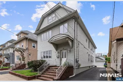 16 Washington Avenue, Clifton, NJ 07011 - Photo 3