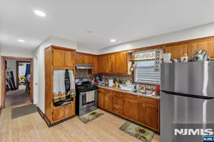 16 Washington Ave, Clifton, NJ 07011 - Photo 23