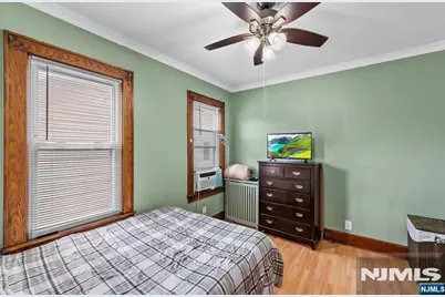 16 Washington Avenue, Clifton, NJ 07011 - Photo 13