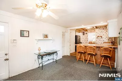 603 Fairlawn Parkway, Saddle Brook Township, NJ 07663 - Photo 21