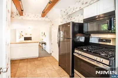 603 Fairlawn Parkway, Saddle Brook Township, NJ 07663 - Photo 13