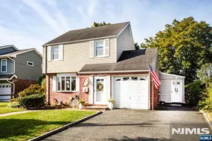 603 Fairlawn Pkwy, Saddle Brook Township, NJ 07663 - Photo 1