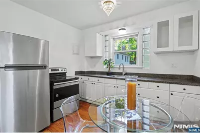 205 Grand Avenue, Leonia, NJ 07605 - Photo 27