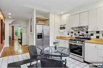 205 Grand Avenue, Leonia, NJ 07605 - Photo 9
