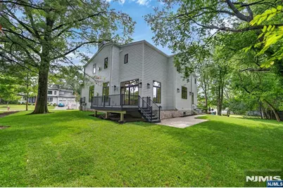 26 Collins Avenue, Closter, NJ 07624 - Photo 49