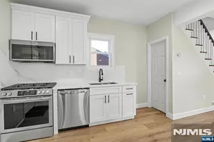 22 W Central Ave, Bergenfield, NJ 07621 - Photo 13