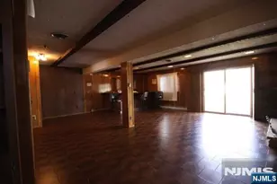 631 New Jersey Ave, Lyndhurst Township, NJ 07071 - Photo 7