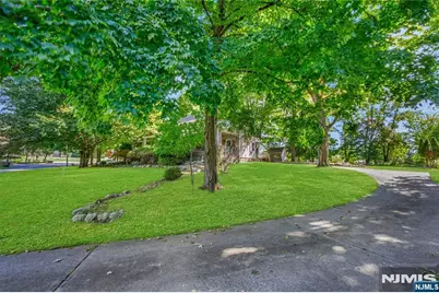 124 Rivervale Road, Park Ridge, NJ 07656 - Photo 3