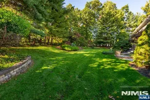 45 Cheryl Hills Dr, Hawthorne, NJ 07506 - Photo 41