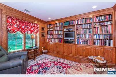 45 Cheryl Hills Drive, Hawthorne, NJ 07506 - Photo 19