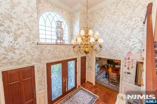 45 Cheryl Hills Dr, Hawthorne, NJ 07506 - Photo 3