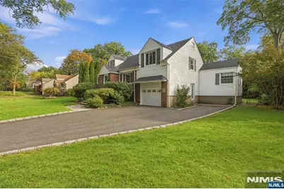 55 Monmouth Road, Glen Rock, NJ 07452 - Photo 3