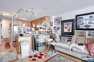 7004 Blvd East 20E, Guttenberg, NJ 07093 - Photo 9