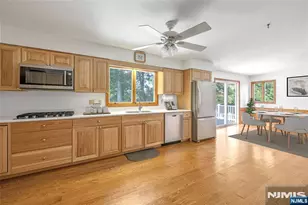 87 Calumet Ave, Oakland, NJ 07436 - Photo 9