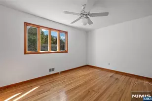 87 Calumet Ave, Oakland, NJ 07436 - Photo 15