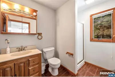 87 Calumet Avenue, Oakland, NJ 07436 - Photo 15