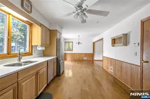 87 Calumet Ave, Oakland, NJ 07436 - Photo 13