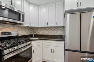 1611 Ann Street 2, Fort Lee, NJ 07024 - Photo 9